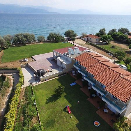 Christopoulos Villas 아이기오 외부 사진